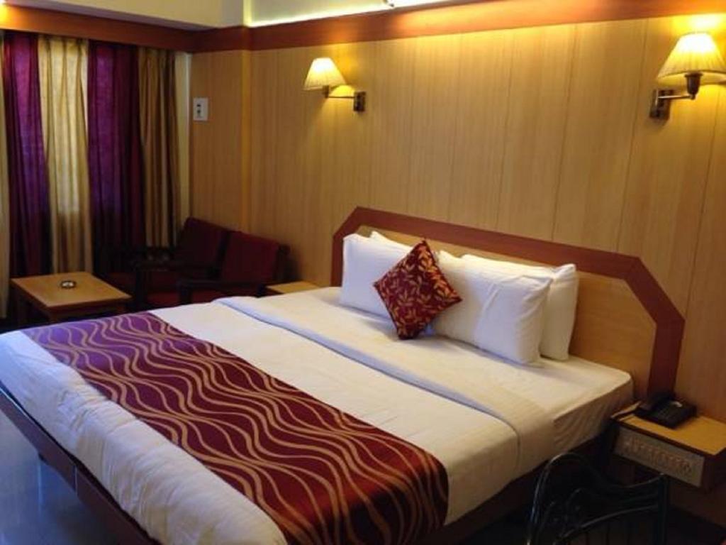 Hotel Swagath Bangalore Oda fotoğraf